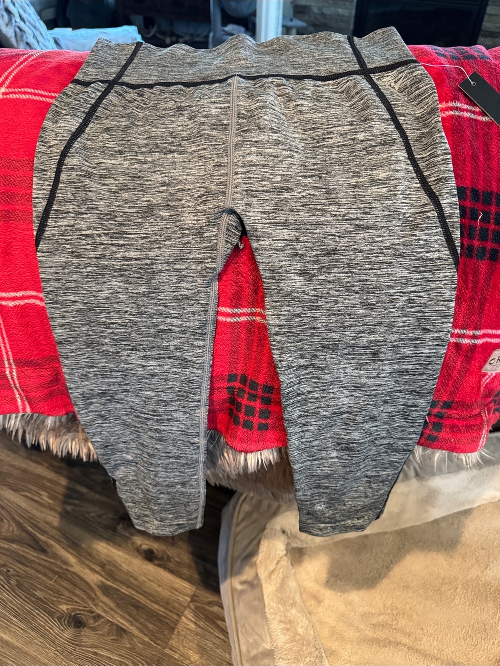 Woman’s Heather Gray Active Capri Leggings